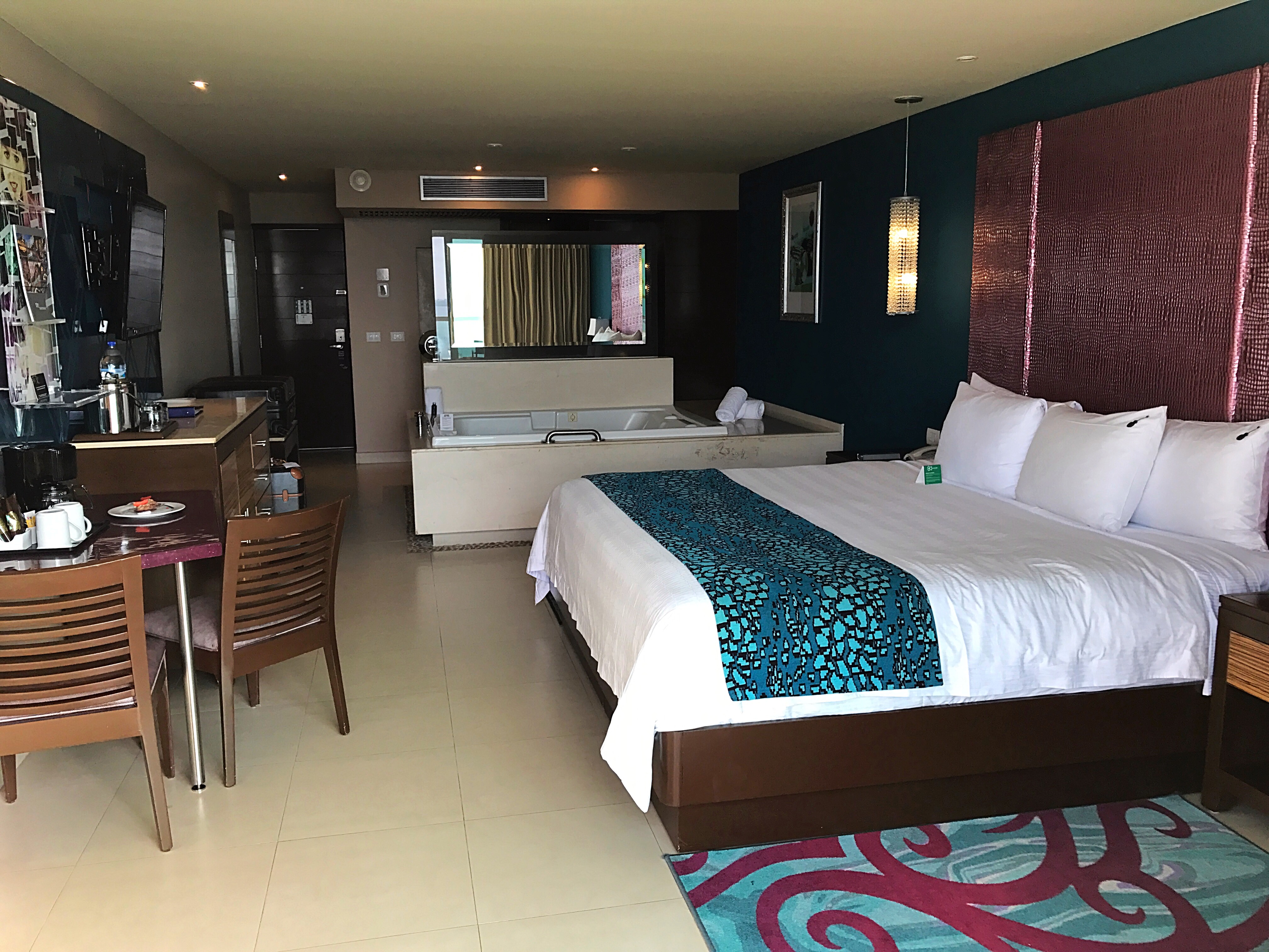 Hard Rock Hotel Cancun – To Feel Alive